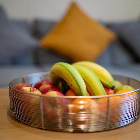 One Bedroom Flat In Bush Hill Park 恩菲尔德 外观 照片